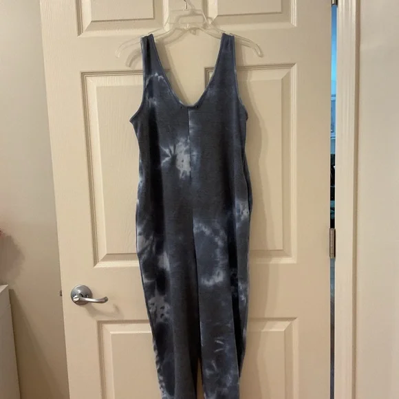 Women’s Blue Tie-Dye Sleeveless Jumpsuit - Picture 2 of 2